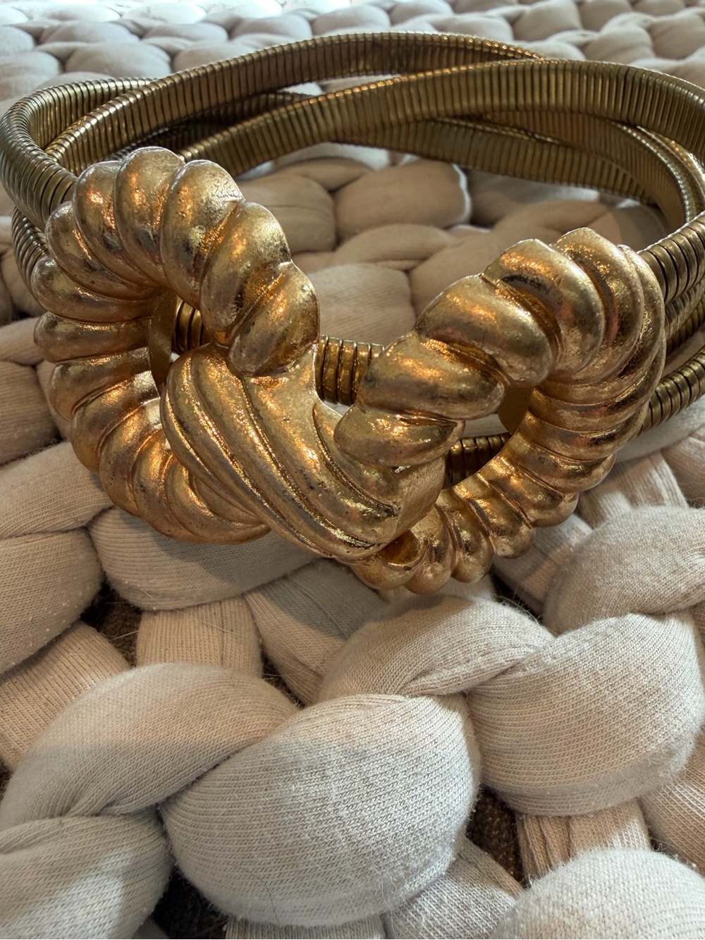 Vintage 80’s Gold Tone Multi Strand Snake Chain Belt Sculptural Buckle 28-31” - Picture 3 of 9